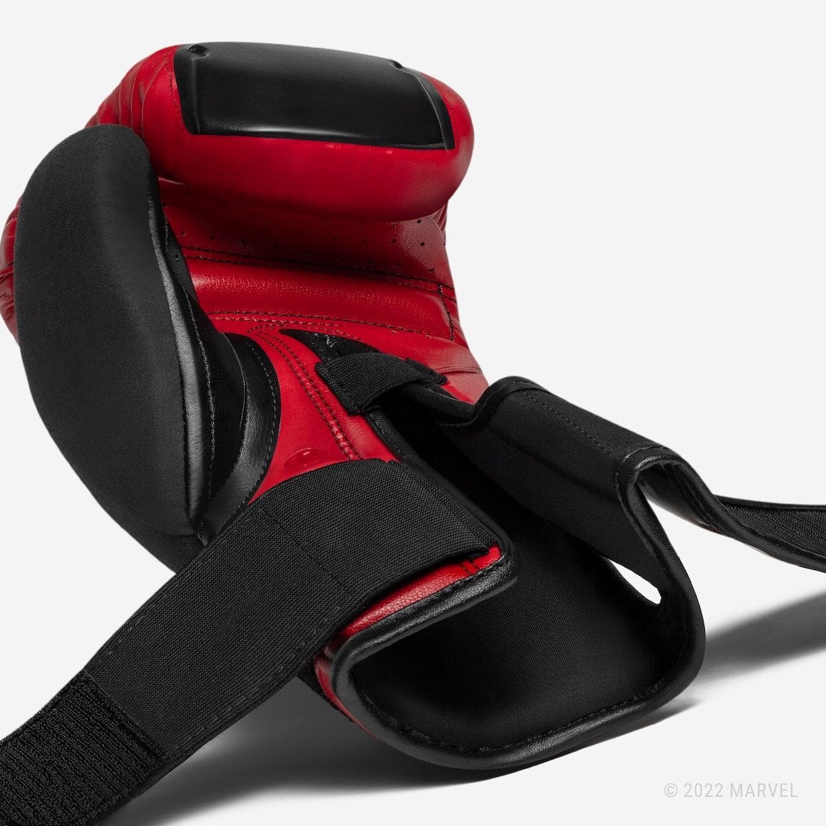 Hayabusa Marvel’s Deadpool Boxing Gloves - Image 4