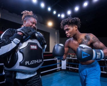 TITLE Platinum Body Protector - Black/Silver - Image 5