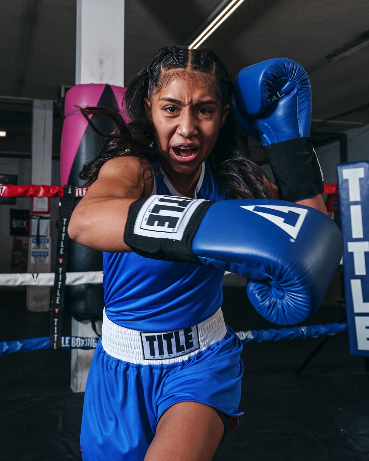 TITLE Boxing Women’s Reversible Elite Amateur Boxing Set - Image 6