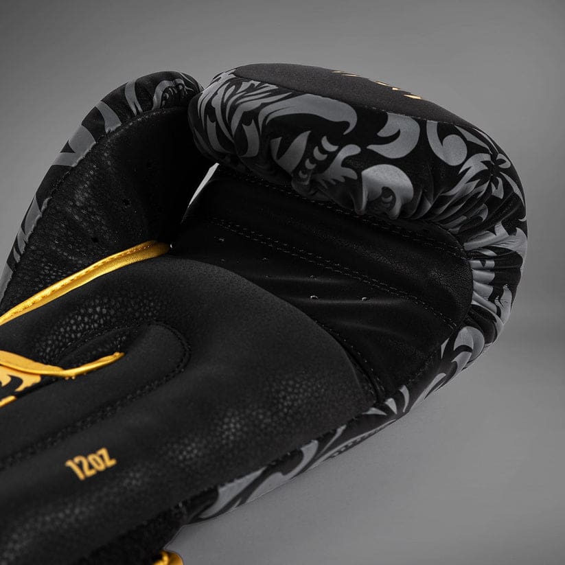 Venum x Topuria Unmatched Edition Boxing Gloves - Image 5