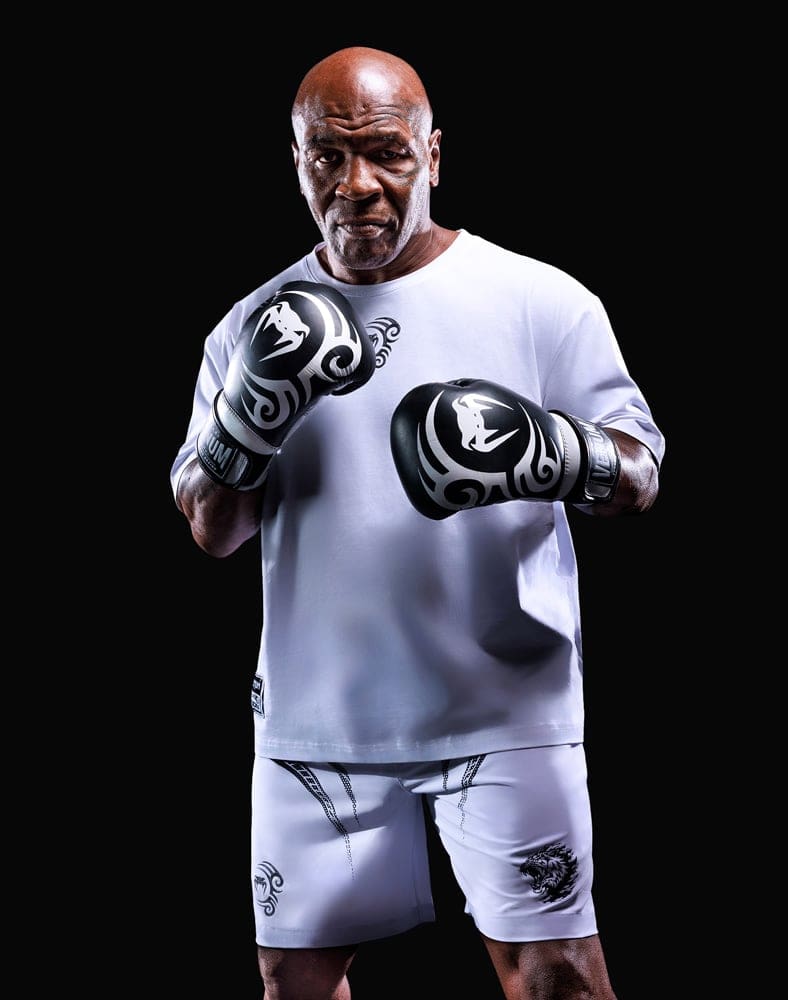Venum Mike Tyson Replica Boxing Gloves - Image 2