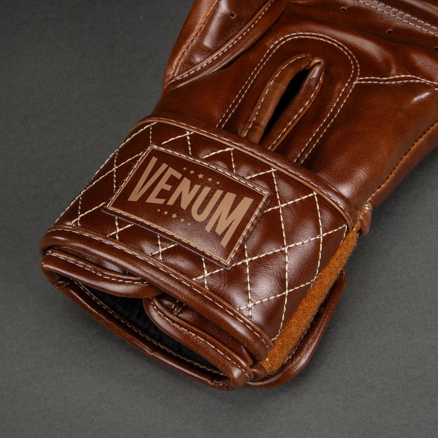 Venum Impact Classic Boxing Gloves - Shiny Havana - Image 4